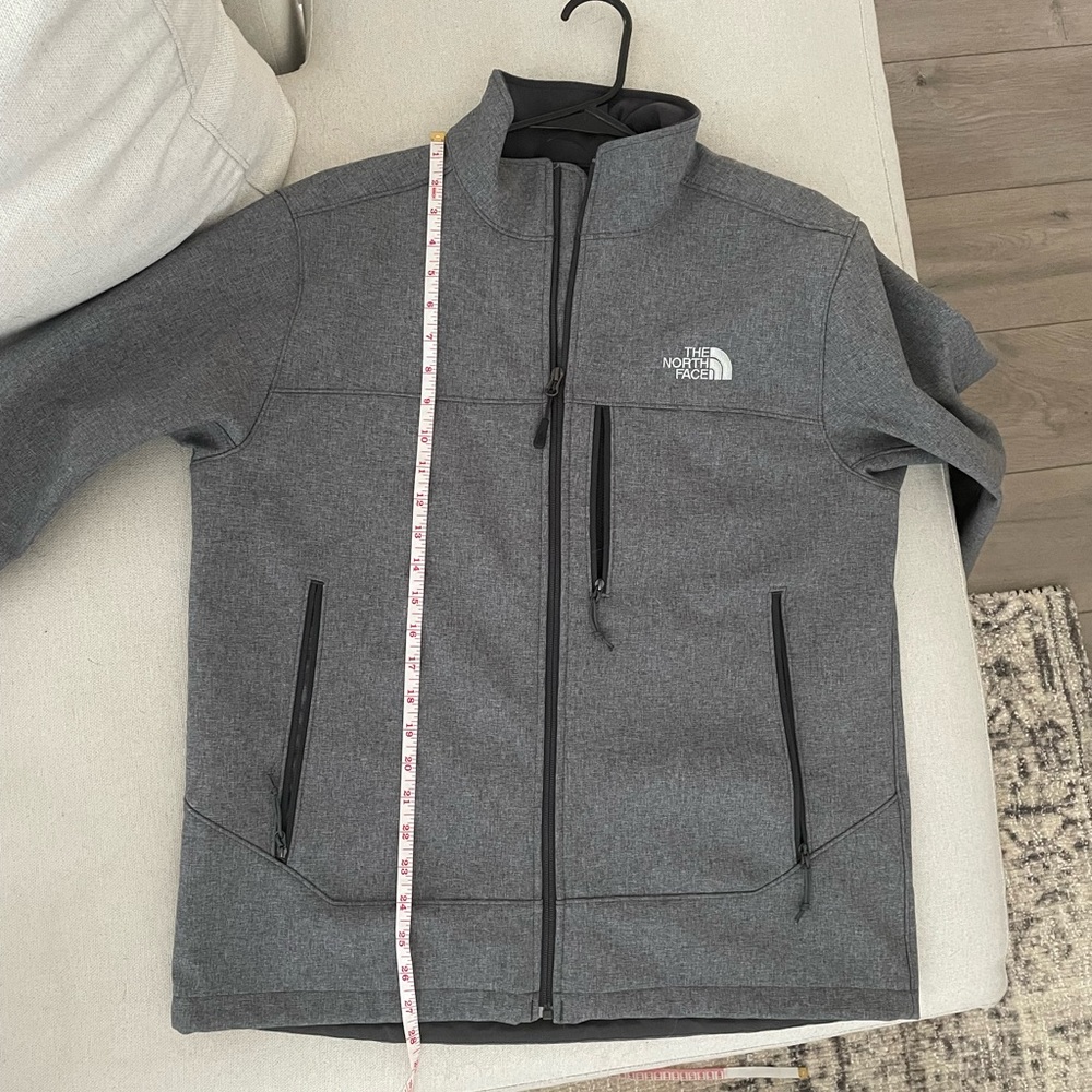 North Face Jacket - Medium - image 6